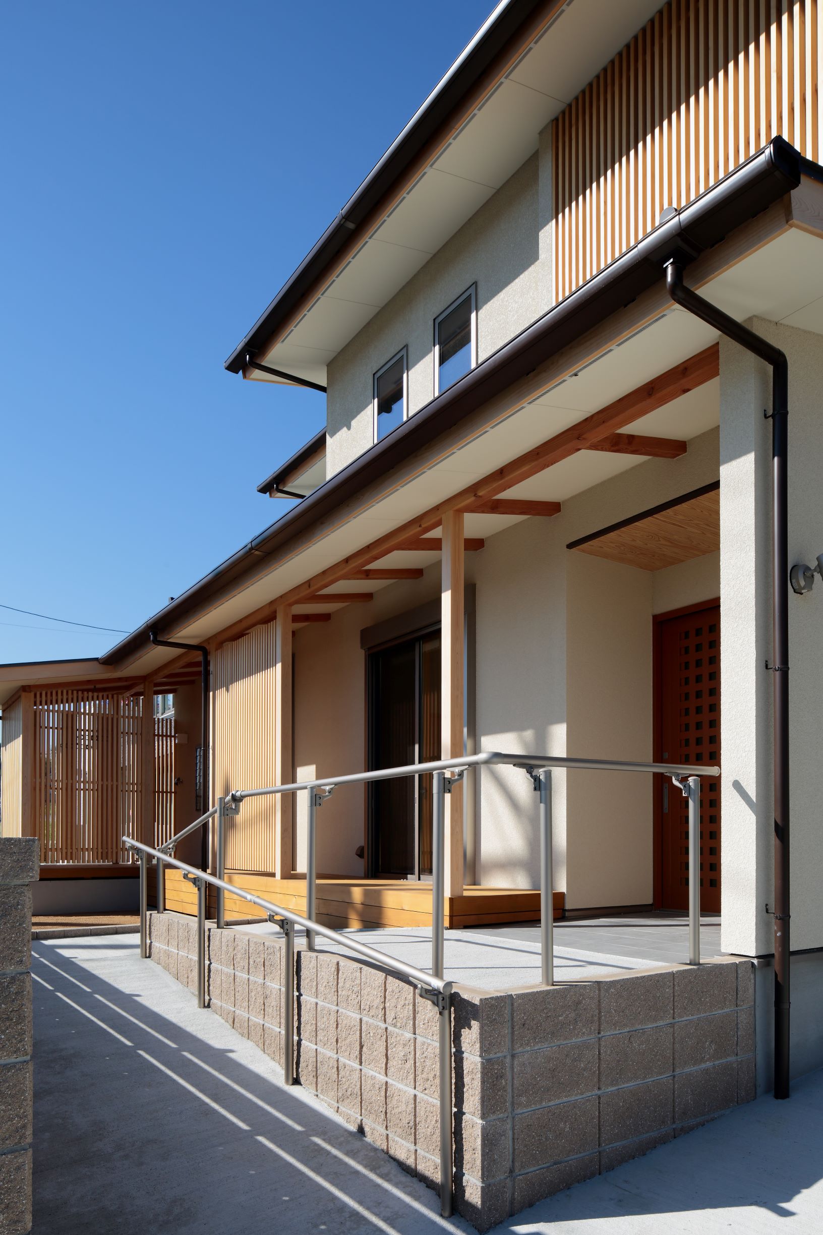 A.T.house
