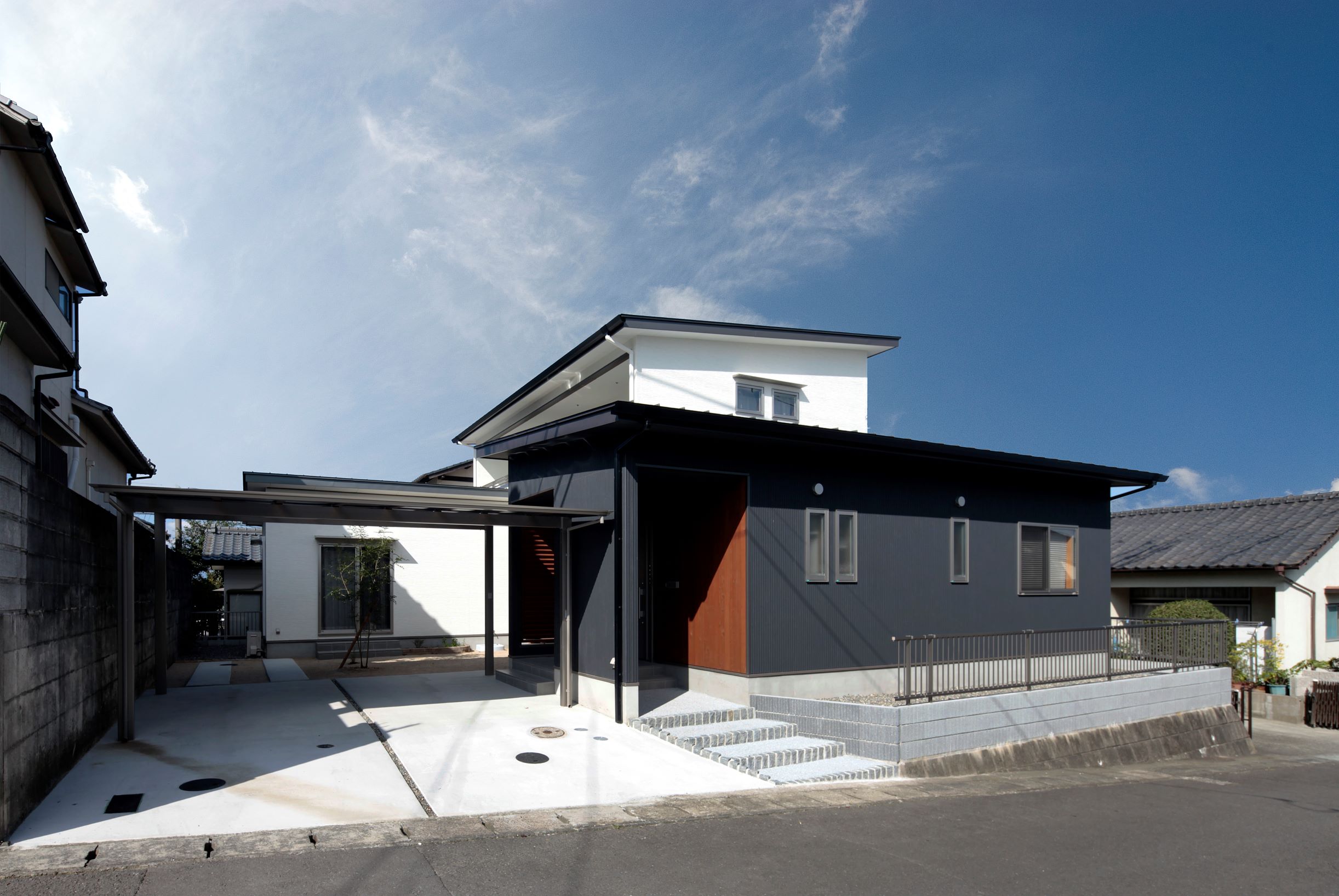 T.K.house